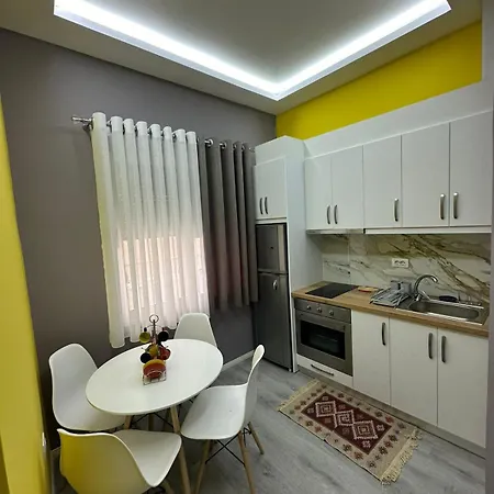 Apart Otel Algen Room's Berat