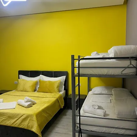 Algen Room's Apart Otel Berat