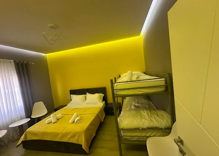 Algen Room's شقة فندقية 3*