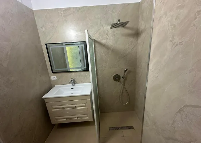 Algen Room's شقة فندقية 3*